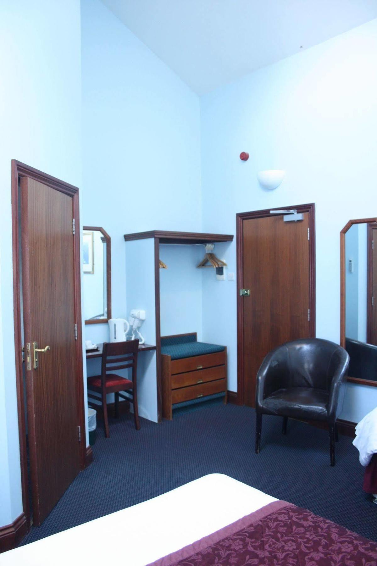 Kings Paget Hotel West Drayton  Dış mekan fotoğraf