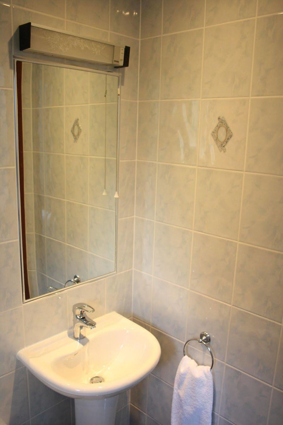 Kings Paget Hotel West Drayton  Dış mekan fotoğraf