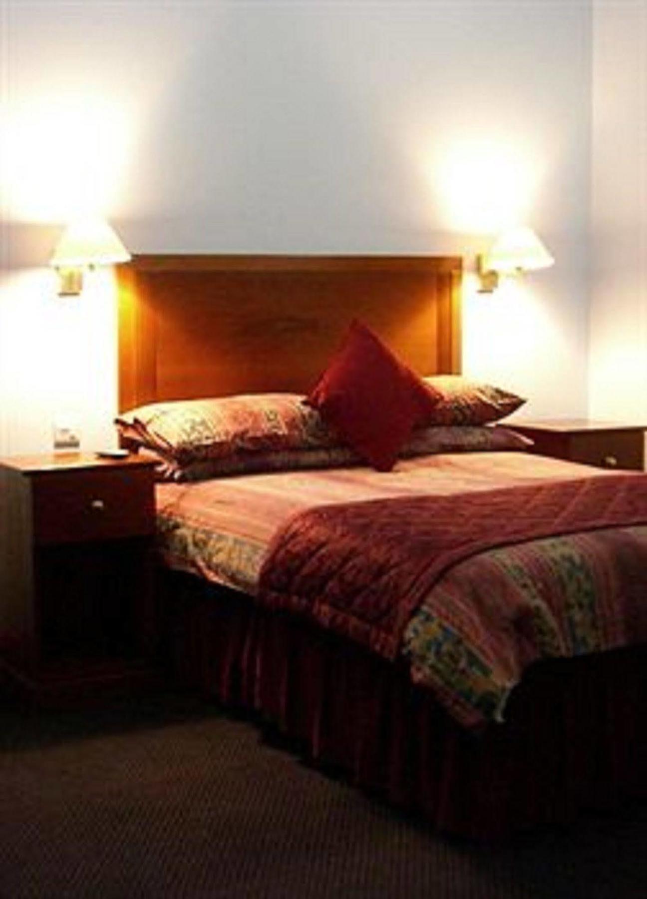 Kings Paget Hotel West Drayton  Dış mekan fotoğraf