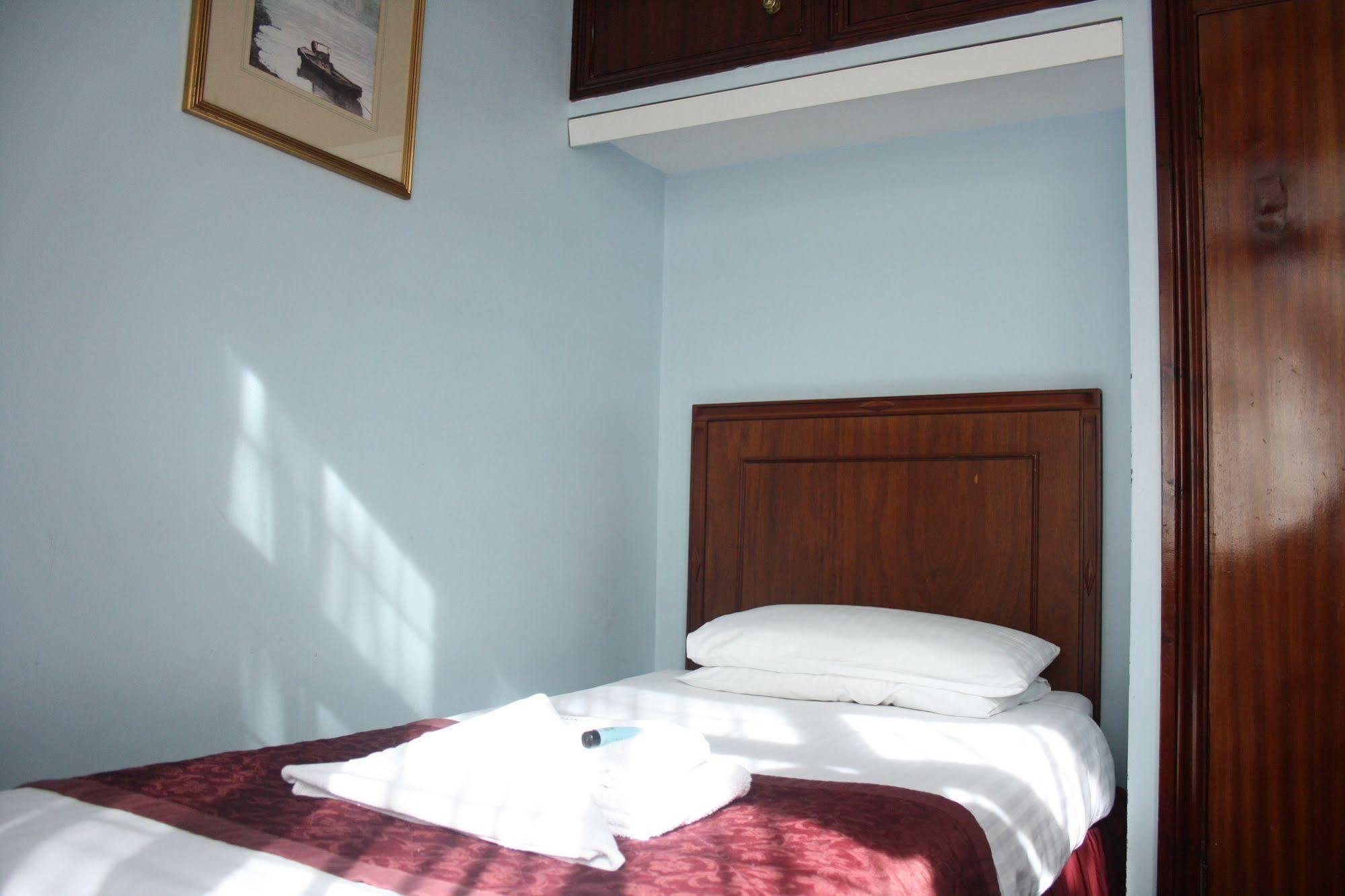 Kings Paget Hotel West Drayton  Dış mekan fotoğraf