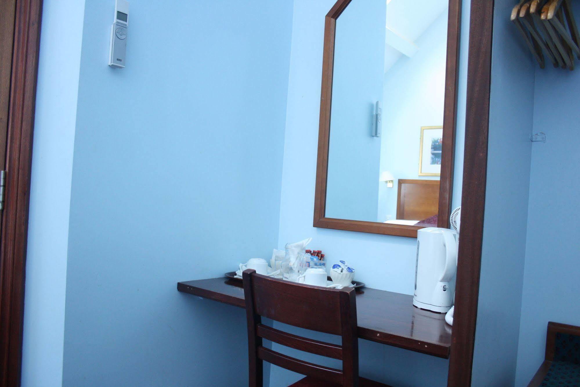 Kings Paget Hotel West Drayton  Dış mekan fotoğraf